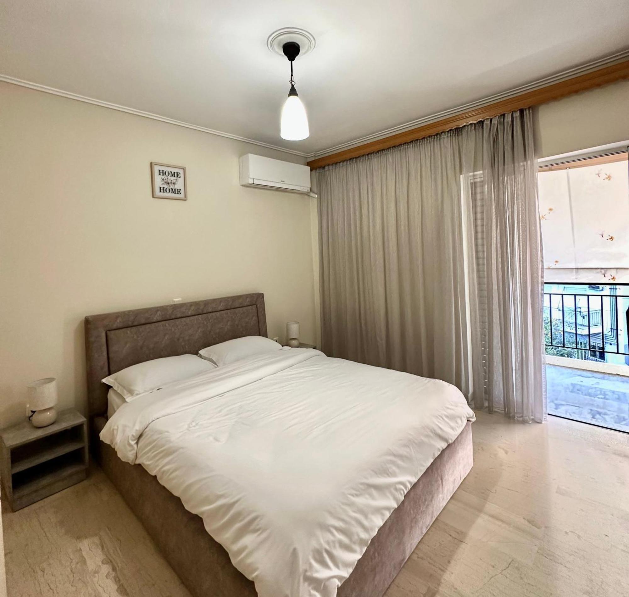 Mamour Apartment In アテネ エクステリア 写真